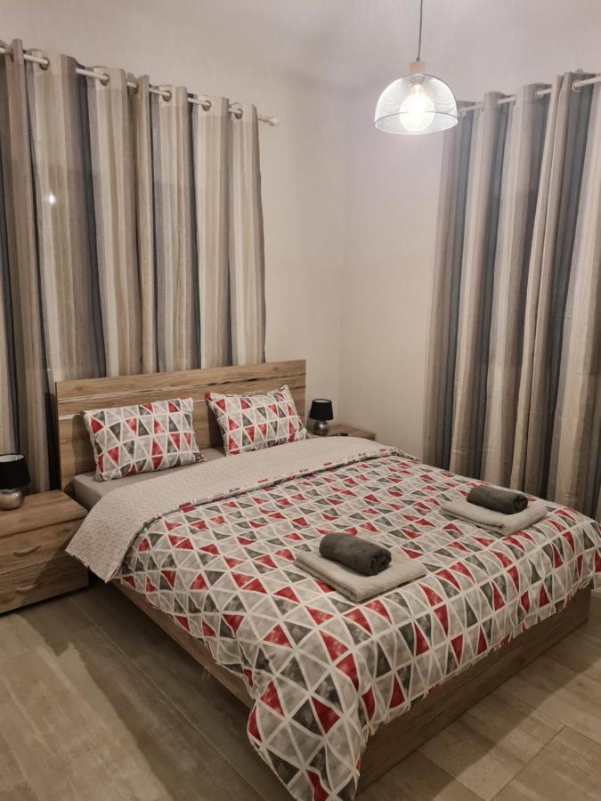 Le-lia's Place Apartment
